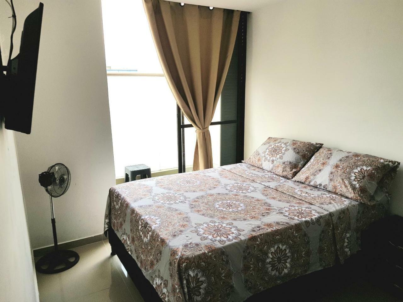 Apartasuites Medellin Los Molinos Bagian luar foto