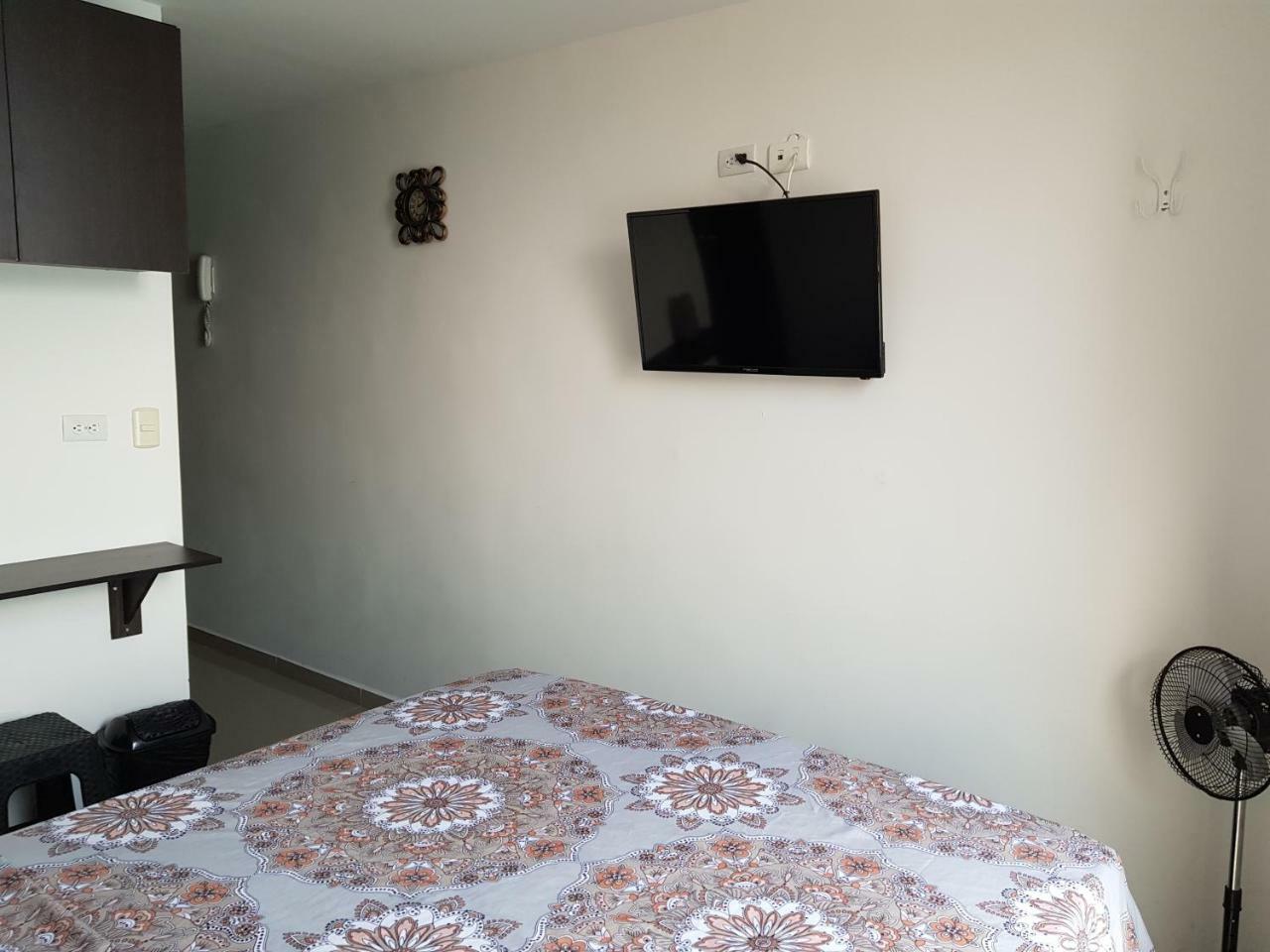 Apartasuites Medellin Los Molinos Bagian luar foto