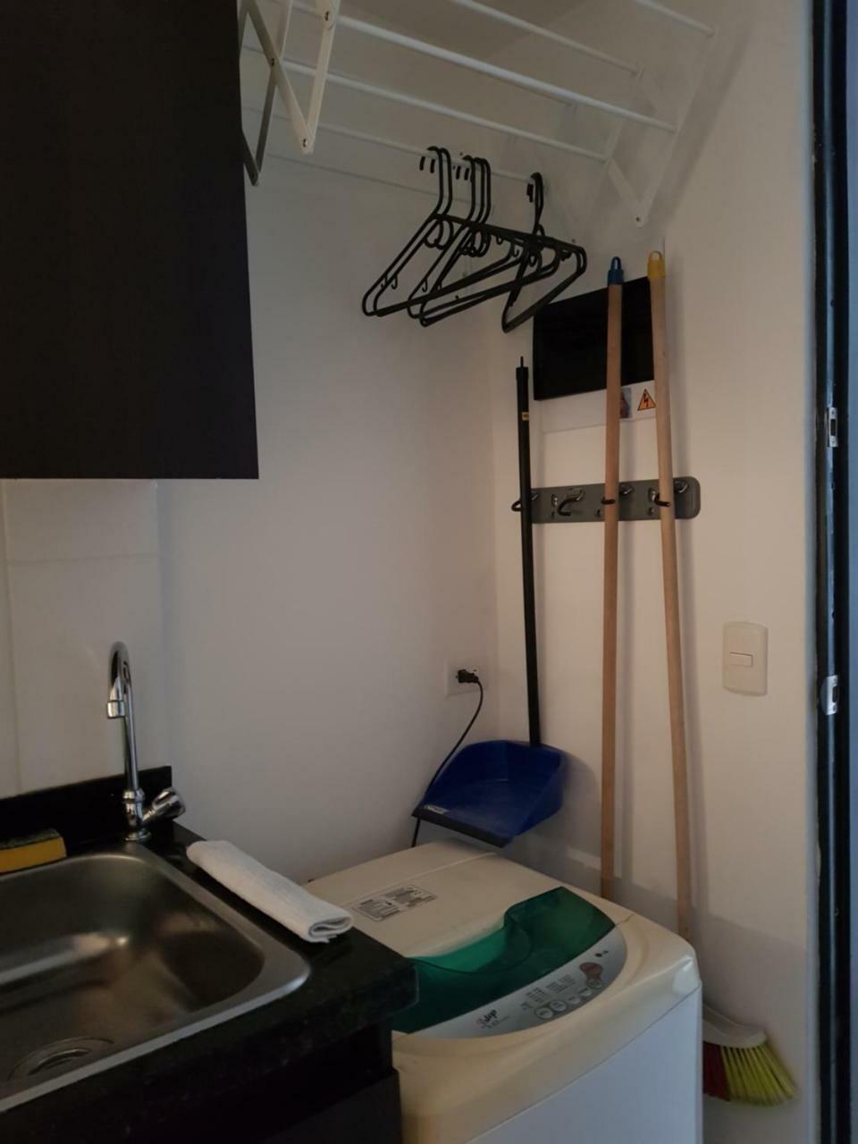 Apartasuites Medellin Los Molinos Bagian luar foto